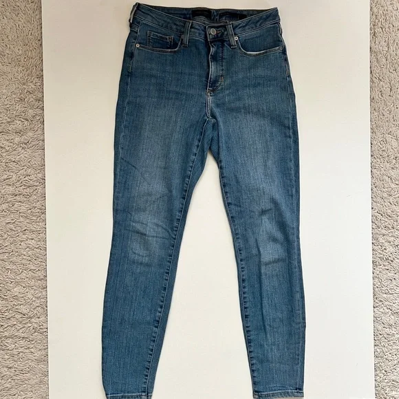 Banana Republic Curvy Mid Rise Skinny Jeans - Picture 8 of 16